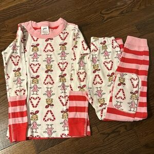 Hanna Andersson Cindy Lou Pajamas in size 5